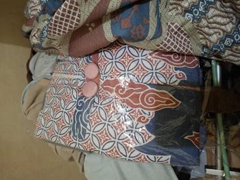 Product Review of Blouse Mega Mendung - Baju Batik Wanita Kerja Blouse Motif Mega Mendung Warna soft from I**0 2