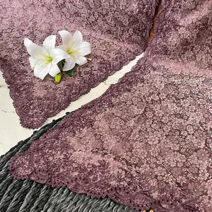 Kain bordir satin silk bunga sakura