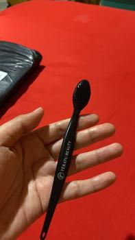 Product Review of TERATU BEAUTY Lip Scrub Stick Silicone Brush (Scrub Bibir Kering Praktis Reuseable dan Tahan Lama) from L**r 0