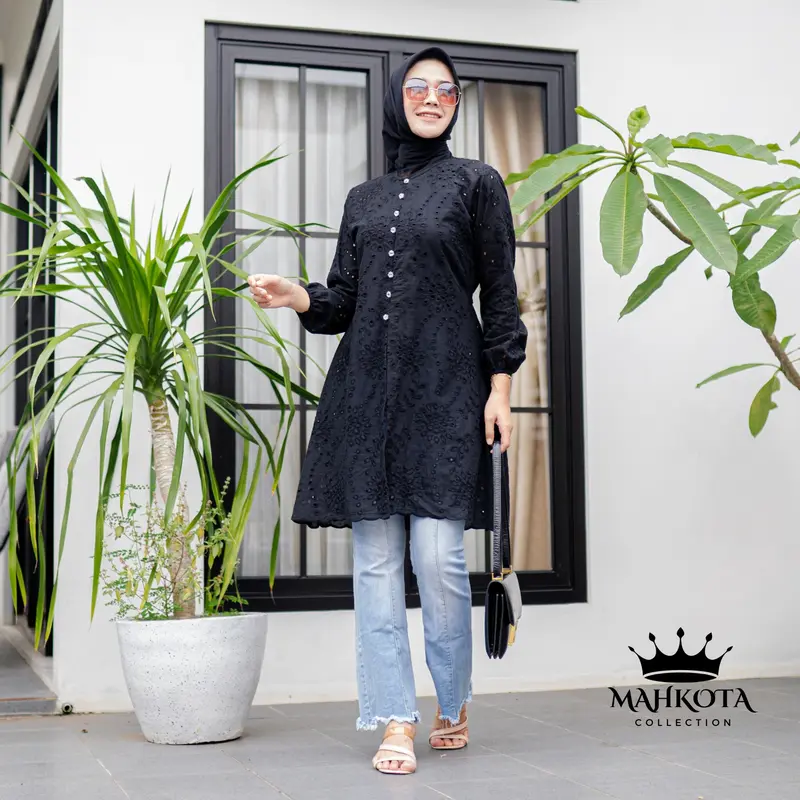 Chea tunik cotton bordir/tunik kondangan/tunik lebaran/ Tunik Katun Bolong   Atasan Wanita Motif Random Remaja 1