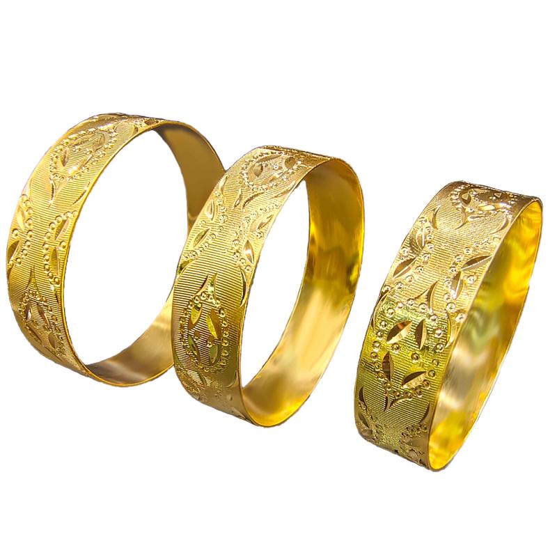 Product Introduction of Wholesale Pakistan Bracelet Jewelry Simple Design 18k Gold Plated Vietnam Bridal Wedding Gypsophila Copper Bangle For Women 26