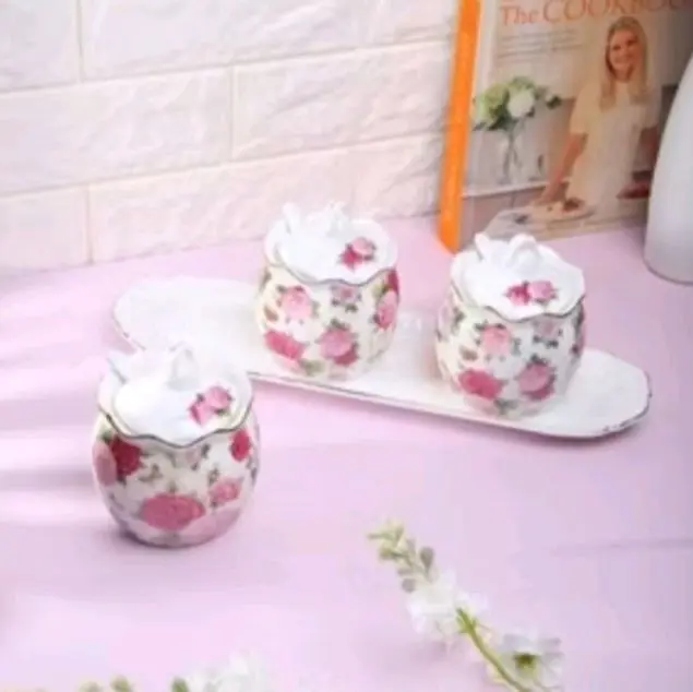 Capodimonte tempat Bumbu keramik dengan Nampan keramik