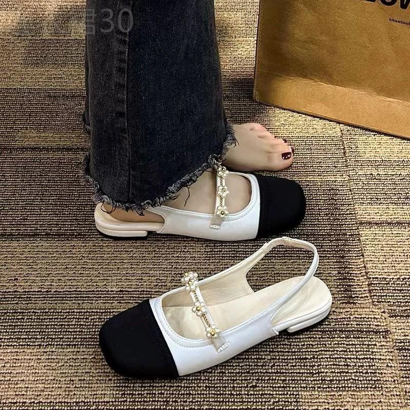 Product Introduction of Sandal Flat Shoes Wanita Import Terbaru Motif Bunga Sandal B27 10