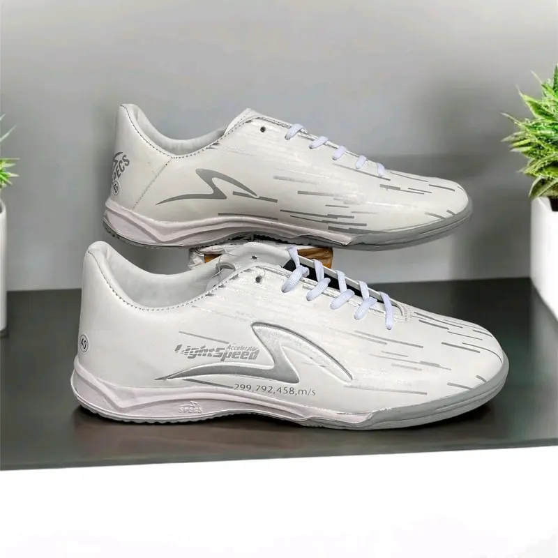 Sepatu Futsal Specs Light Speed Rebon Putih 0