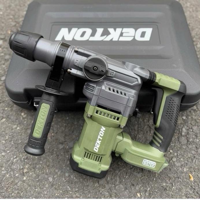  Máy khoan đục pin   4.5J    DEKTON M21-RH2803XAVT  Xanh Olive    motor brushless   chính hãng   CHƯA KÈM PIN SẠC 