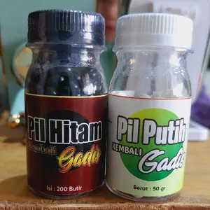 boba hitam minum  dan boba mutiara putih