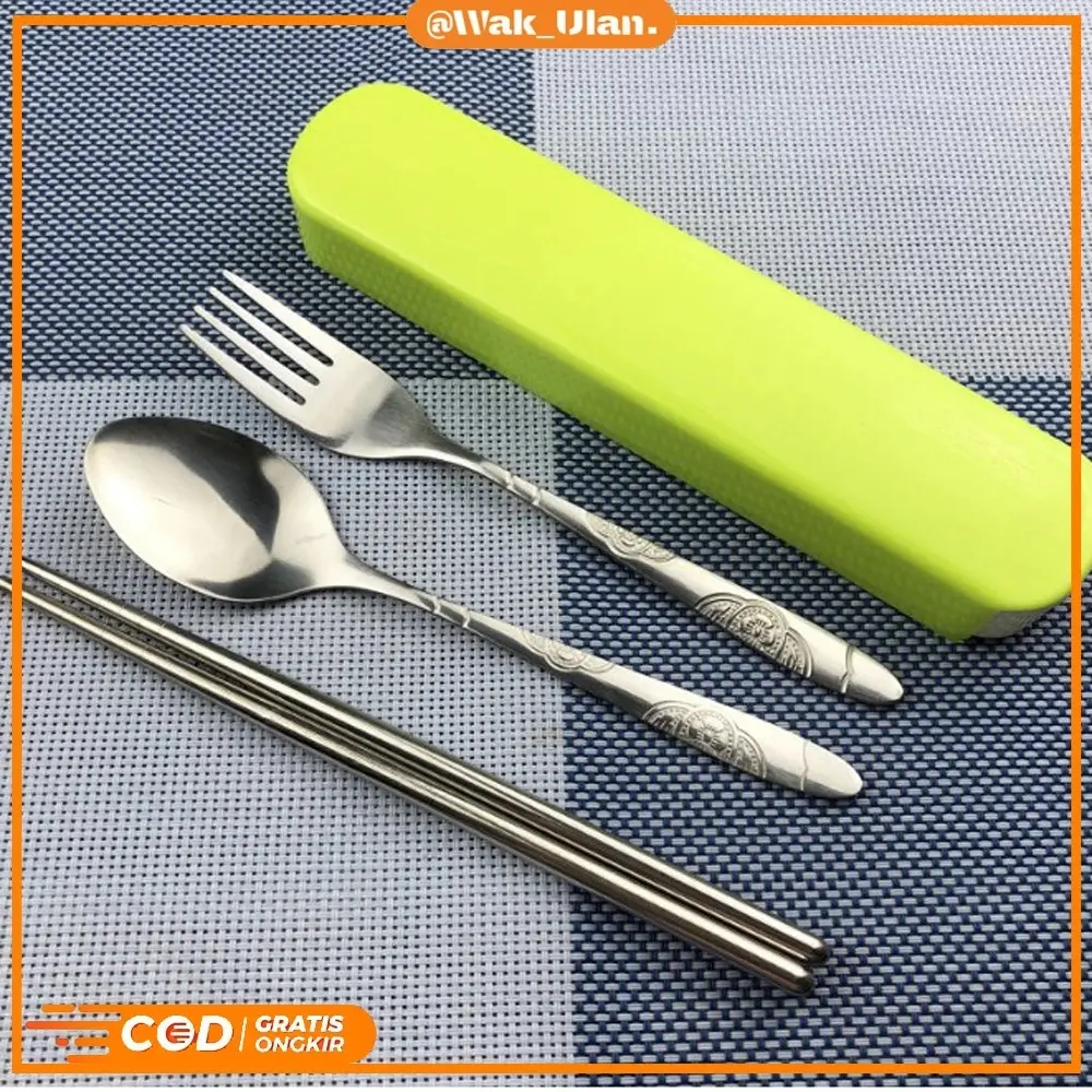 Stainless Steel Set Alat Makan Sendok Garpu Sumpit / Set Alat Makan Portable Travel