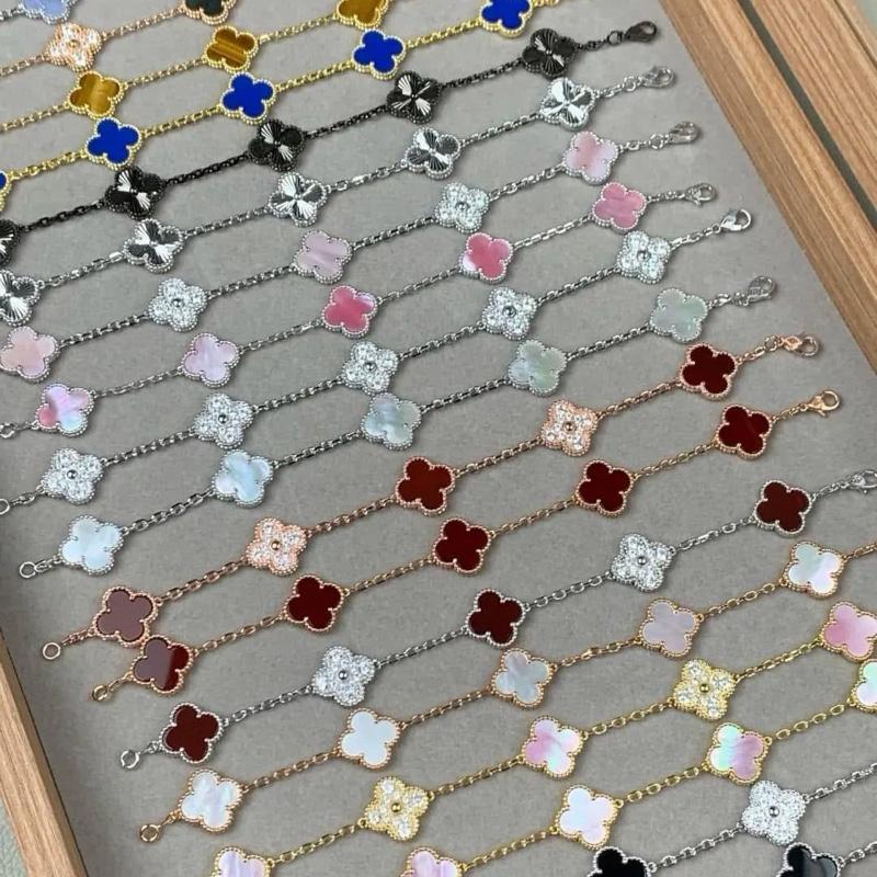  Lắc tay titan 4 lá thiết kế cao cấp không han gỉ 