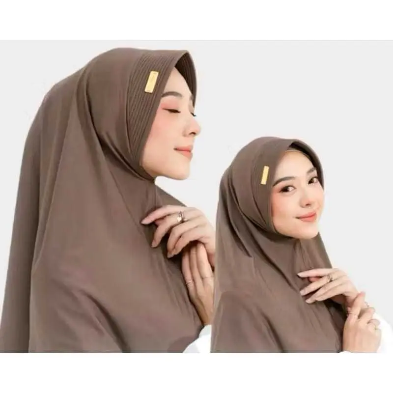 Hijab Bergo Hamidah Label Gold Size M Hijab Instan Bahan Jersey Jilbab Instan Nutup Dada 4