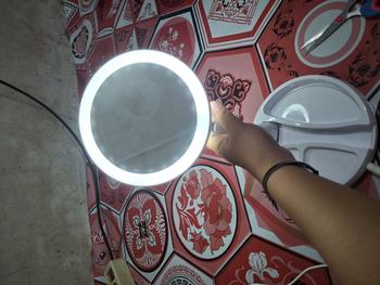 Product Review of Cermin Bulat Lipat Kaca Rias LED 2 Sisi Ganda Putar USB Cas from e**d 0