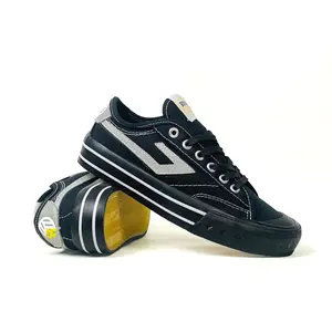 BWX - Sepatu Bwx Retro Black Grey Reflektive Bisa Nyala Sneakers Unisex Pria Dan Wanita