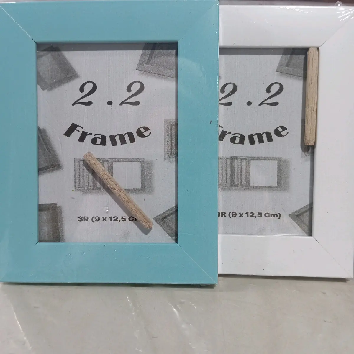 Bingkai/Figura/Frame foto/ hiasan dinding/bingkai foto 9×12,5(3R) dilengkapi Kaca Gantungan