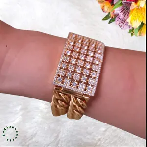 [Beli1 Bonus1 Random]Gelang Wanita Motif Berlian Mewah – Anti Karat,Fashion Elegan untuk Acara & Harian
