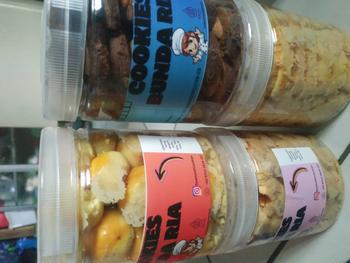 Product Review of Paket Castangel,kacang,nastar,bola² susu from ** j**i ** j** ** 2