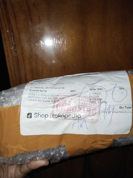 Product Review of PAKET 2 TONER BADAN MARLENA DNA SALMON BODY TONER MARLENA BPOM from 𝐝**p 0