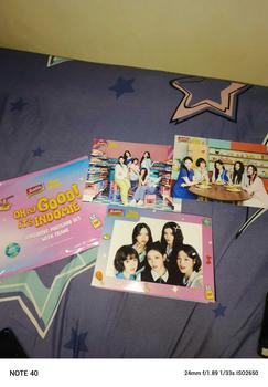 Product Review of Bundling 6 Pcs Korean Series Free Postcard Set with Frame NewJeans from A**o 0