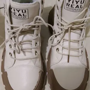 PINKEY P023 Sepatu Sneakers Boots Wanita Putih Berkualitas Tinggi dengan Heels 5cm Shoes