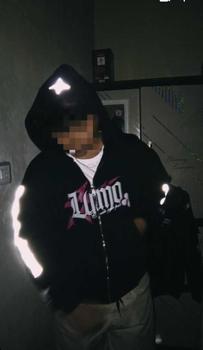 Product Review of HOODIE BOXY Menyala ZipperJAKET ZIPPER BOXY SABLON FOAMING DAN AKSEN MENYALA BLACK PING PRIA WANITA Unisex Hitam Sweater Santai from ¥**🫧 0