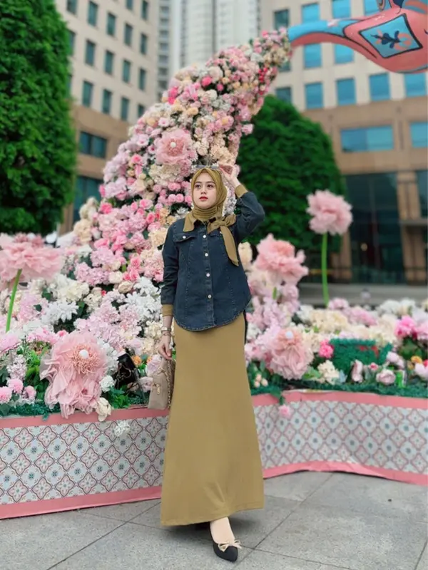 Setelan Rok Lara Denim Hijab Style Ella Trendy 4