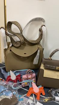 Product Review of LLiinndyy large size 26cm leather bag cowhide leather bag shoulder bag from P**u C**o 0