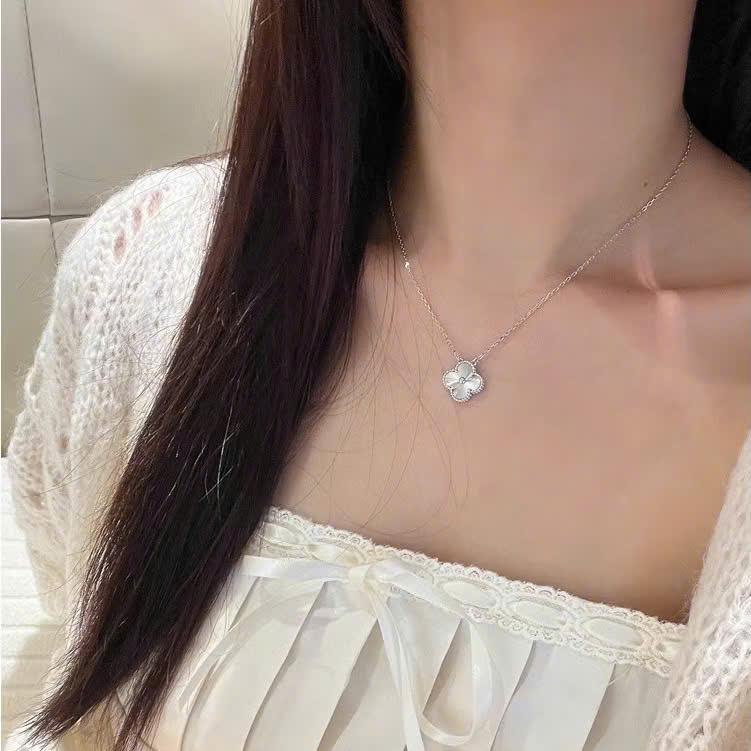 Dây chuyền CỎ 4 LÁ ĐÚC ĐẶC 4 CÁNH kết hợp dây mì tiểu thư thiết kế độc đáo cho nữ phong cách thanh lịch tinh tế