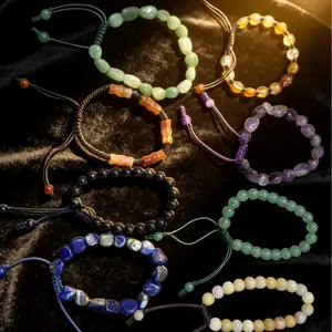 HY-270--Gelang Kristal  Alami dengan Banyak Pilihan Warna Elegan dan Versatile Cocok untuk Sehari-hari atau Acara Khusus - Bracelets