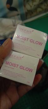 Product Review of 2 PCS - MOIST GLOW WITH UV FILTER from P**i 2