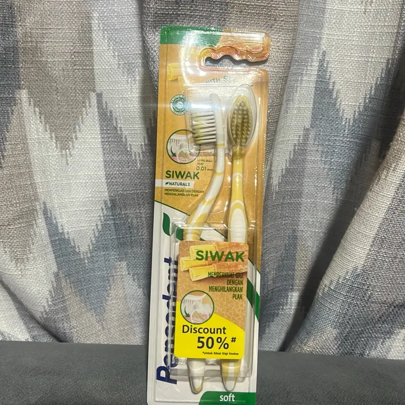 Pepsodent Siwak Soft - Sikat Gigi Alami dengan Bahan Siwak untuk Kesehatan Gigi dan Mulut - Diskon 50%