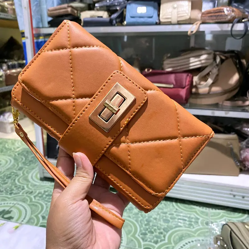 Dompet Celsy Cleva Bordir Elvita untuk Wanita dengan 2 Lapisan dan Tali Genggam Gratis - dompet Uang, Kartu 2