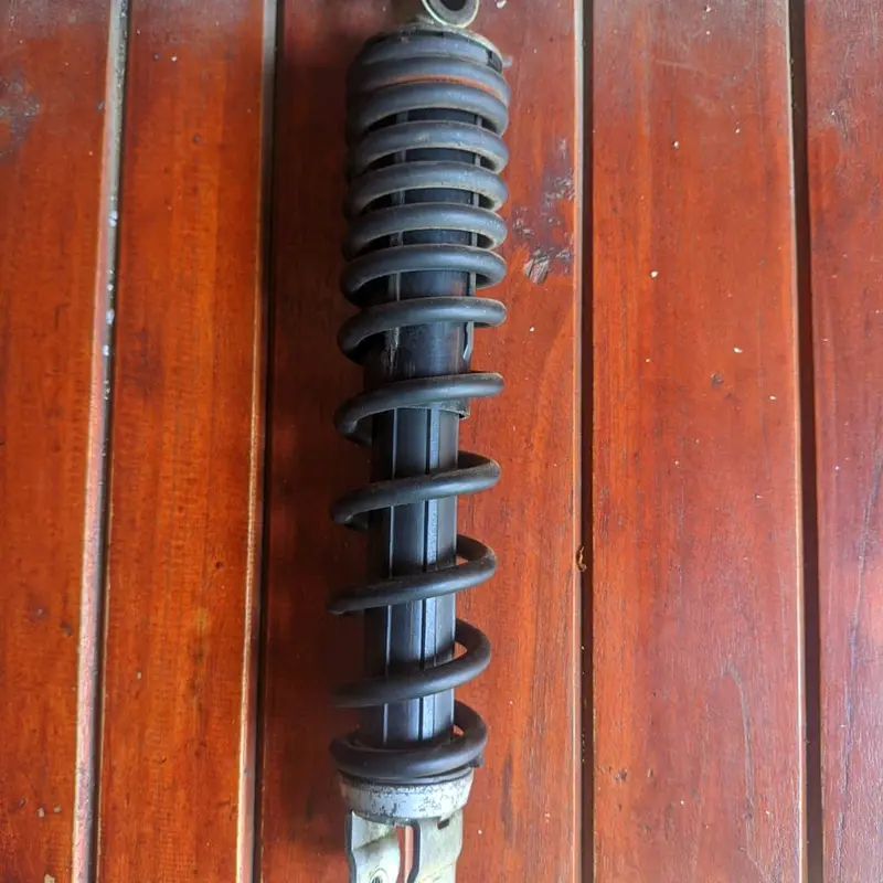 Skok honda beat original warna hitam 0