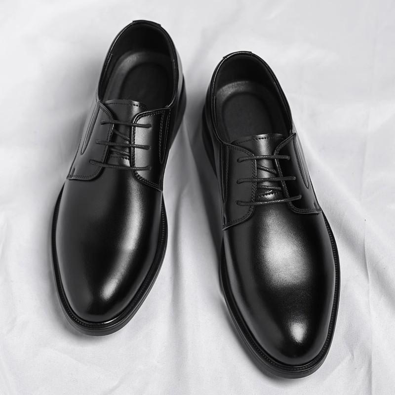 Sepatu kulit pria terbaru, nyaman dan berventilasi, cocok untuk musim semi dan gugur, kasual dan serbaguna, memiliki alas lunak, anti-selip, cocok untuk keperluan bisnis. 2