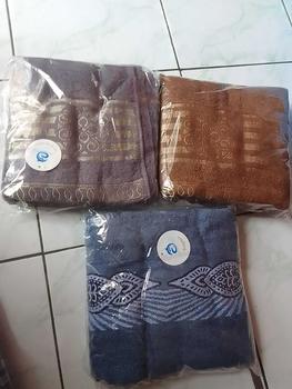 Product Review of Handuk Mandi Dewasa Ukuran 70-140cm bahan Combed Cotton,DLNF-4 from Y**7 1
