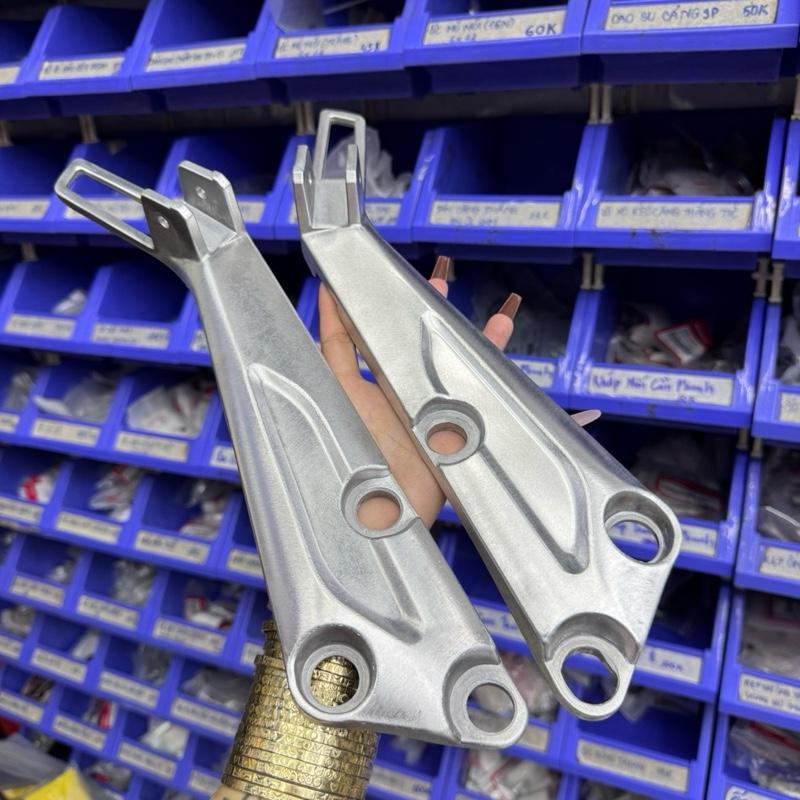 Gác Chân dài 2004 1.1 gắn xe wave nhỏ không gù