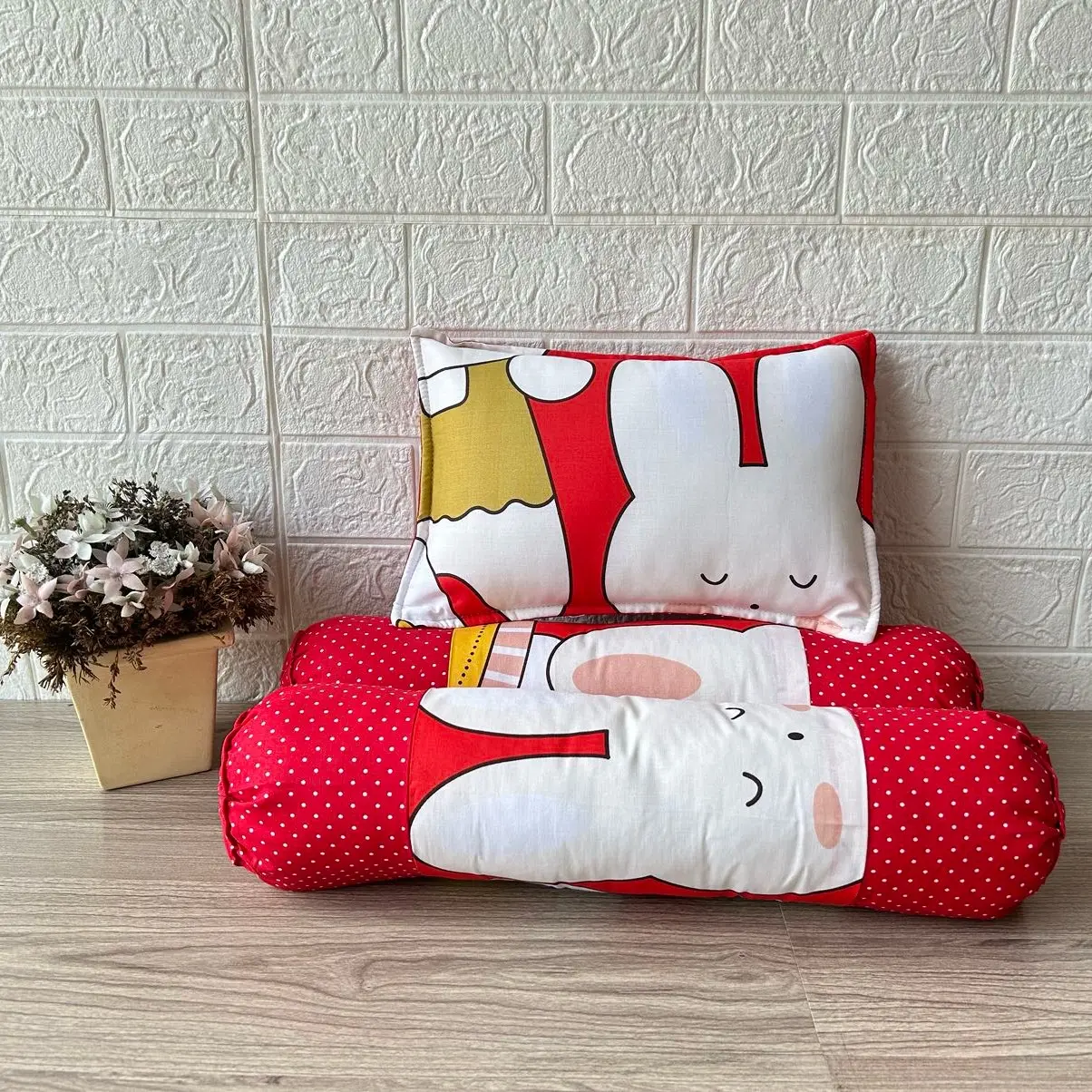 1 Set bantal guling mini 100% silicone
