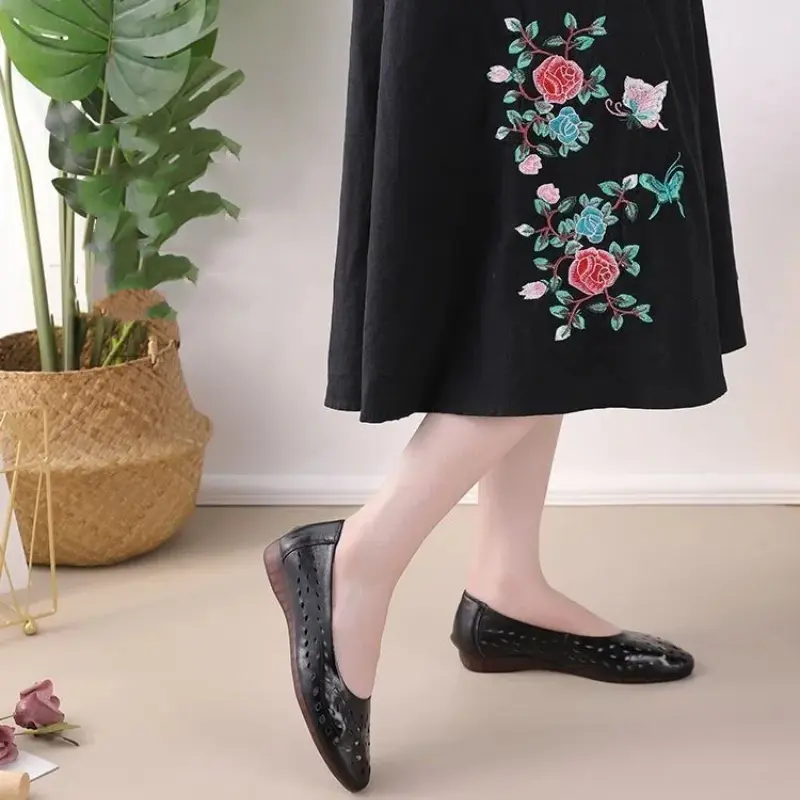 SS24 Giày Đế Bằng Cho Nữ, Mũi Nhọn, Đế Mềm, Chống Trượt, Chống Mài Mòn, Màu Trơn Thanh Lịch Và Đơn Giản, Thích Hợp Cho Công Việc Thường Ngày Đi Lại, Kiểu Lười, Dễ Phối Đồ, Thời Trang, Phong Cách Mới Đồng Shoes 4