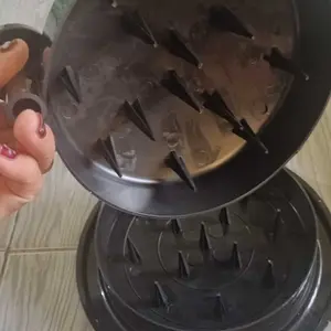 Alat Suwir Daging Ayam Praktis Portable Cincang Putar Chicken Meat Shredder Kitchenware