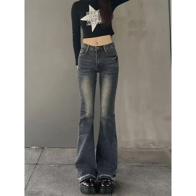 Retro niche american raw edge slightly flared jeans women's early fall low rise high end hip lift babes mop horseshoe pants