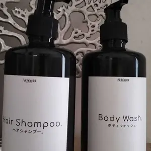 BOTOL HITAM LUXURY AESTHETIC GLOSSY 500ML TEMPAT WADAH SABUN BODY WASH CONDITIONER SHAMPOO KAMAR MANDI / BOTOL PLASTIK PUMP 500ML
