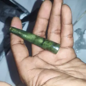 Batu Giok Nephrite Jade Dark Green Aceh Bulat Pipih