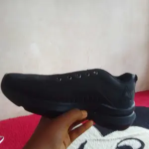 Gueva Sepatu Sekolah Hitam Polos New Sport SD SMP SMA SMK KULIAH Sepatu Lari Hitam Sepatu Jogging Outdoor Murah Running