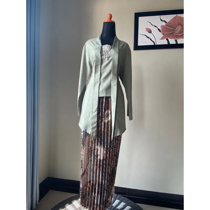 one set baju dewasa kebaya kutubaru katun premium Kancing //set kebaya modern kutubaru rok Motif batik plisket Wanita// Baju kebaya Setelan Remaja Kondangan Atasan dan Kain rok Bunga Dress Cantik//Baju Kombinasi setelan Hitam Tangan panjang Pesta Mewah 6
