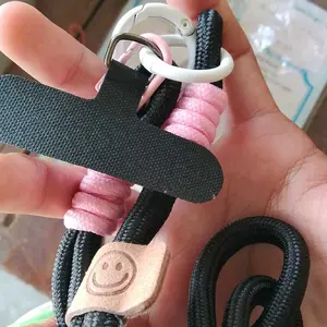 Design Imut Elegant / Tali Lanyard Handphone Liontin Bintang Awan Putih Fungsi Gantungan Kunci Liontin Rantai Gantung Casing Ponsel Universal