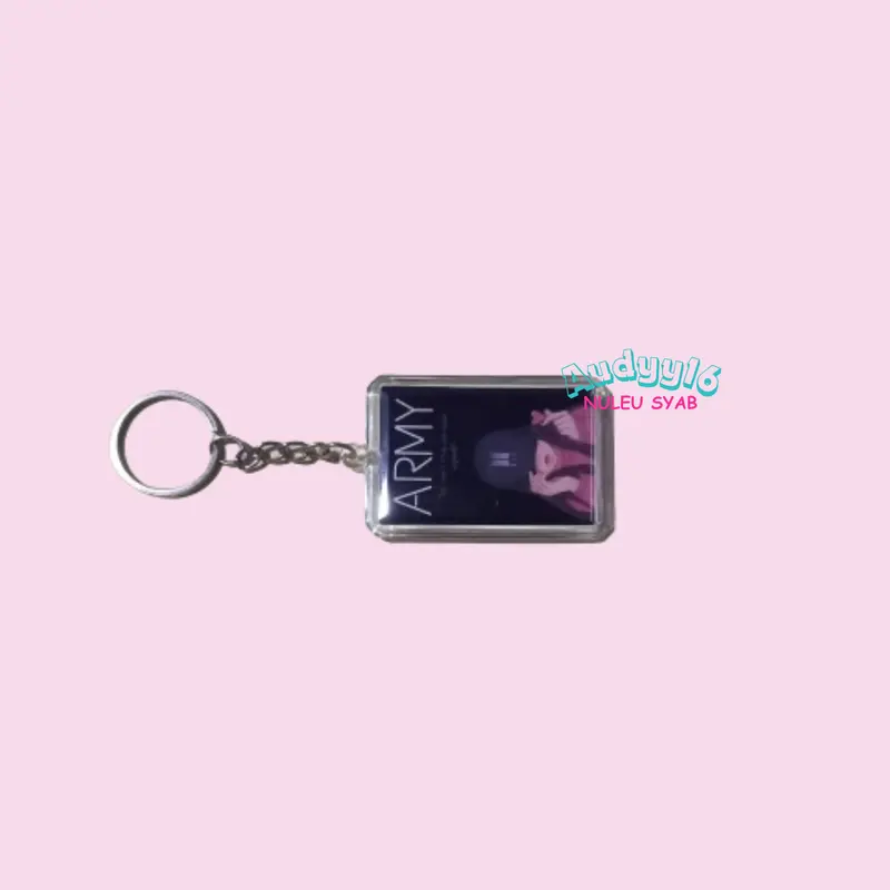 gantungan kunci akrilik dua sisi BTS (bisa custom) 5