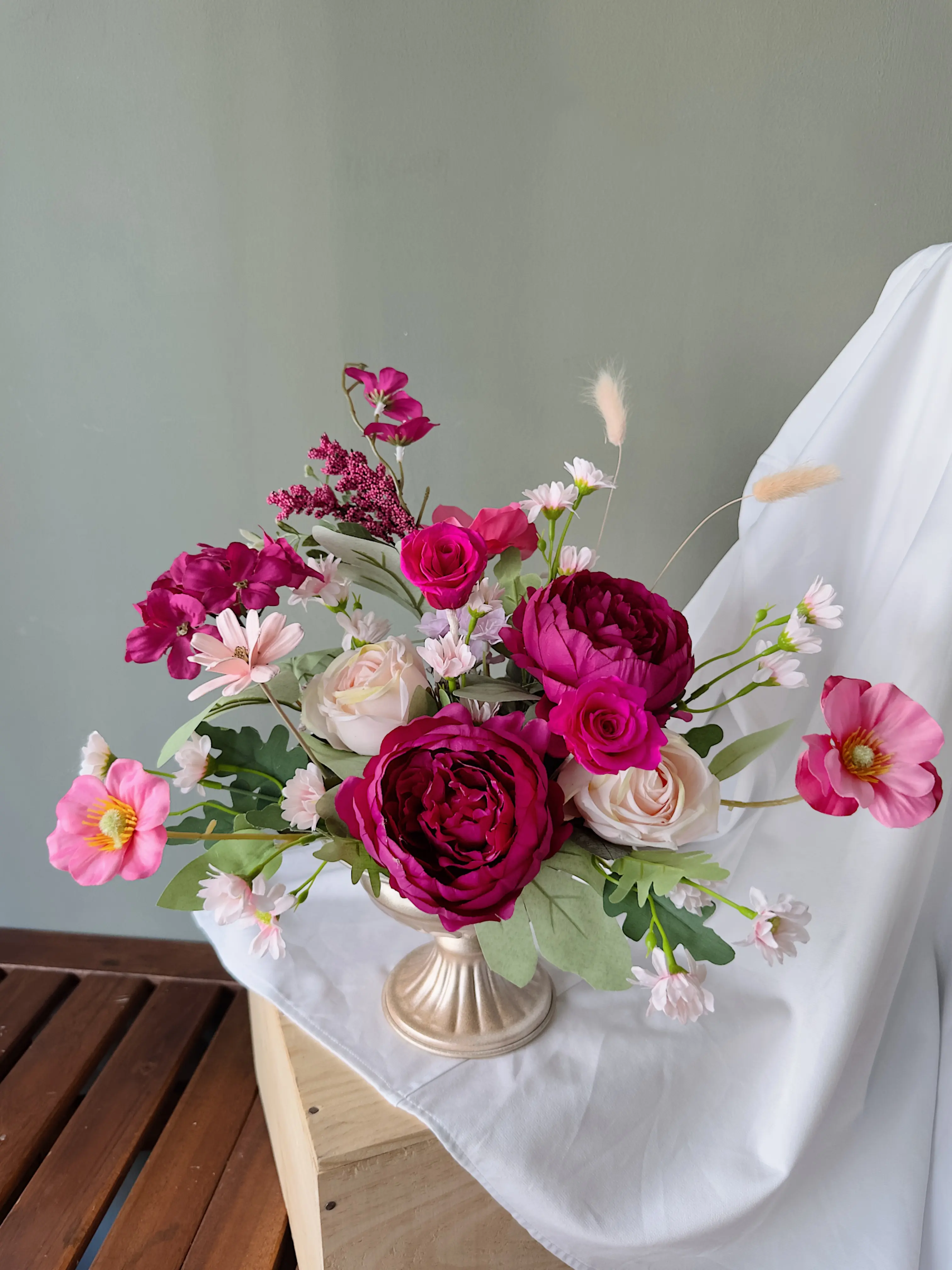 Queen's Heart flower Jar + JOVIAL FLORAL  +  Free Delivery + Gift Card Card