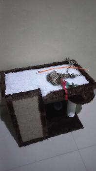 Product Review of Scarthcer cakaran kucing dengan tempat tidur dibagian atas untuk bersantai garukan kucing jumbo from N**a 0