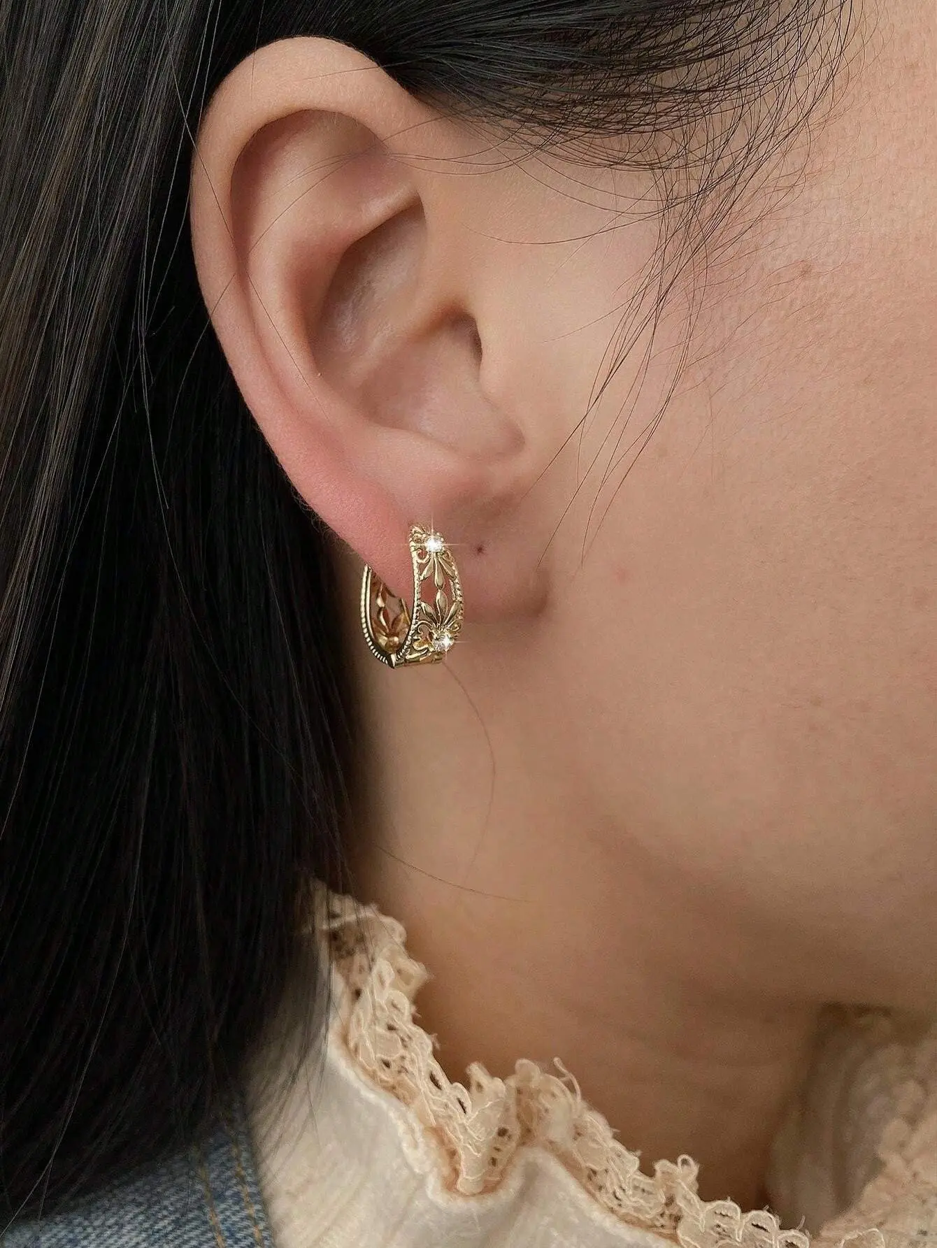 1pair Chic Copper Inlaid Rhinestone Geometric Circle Earrings, Perfect For Date Or As Gift