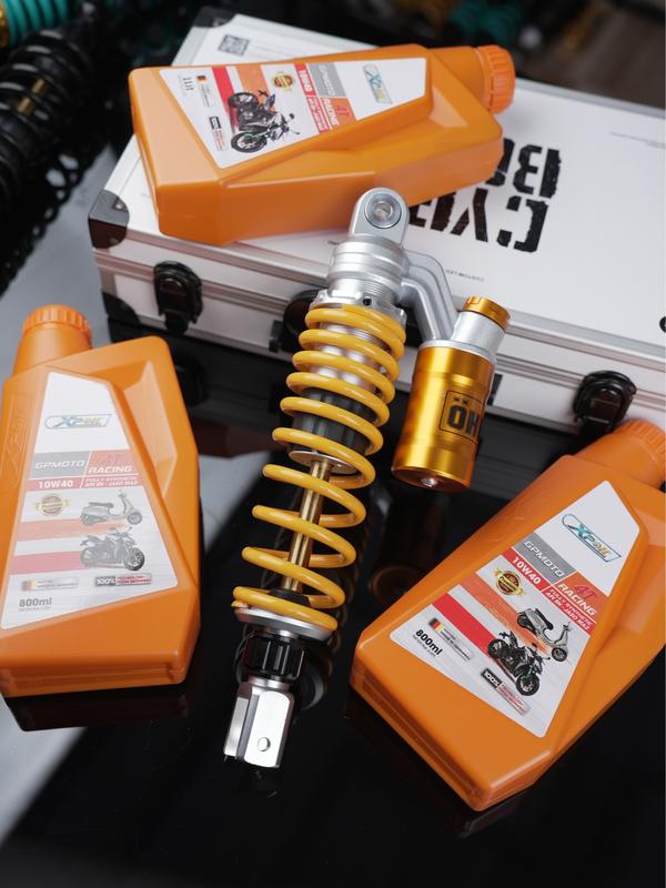 [COMBO] 3 NHỚT GP MOTO RACING CAM 1LIT + PHUỘC BÌNH DẦU TRÊN DÀNH CHO TAY GA (Vairo, vision, sh mode ,... )