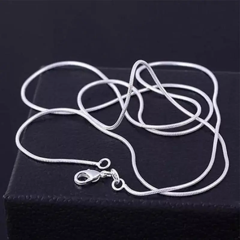 Kalung Liontin Titanium Wanita Silver Anti Karat / Luntur Terbaru 1