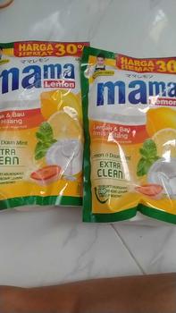 Product Review of Mama Lemon Sabun Cuci Piring Lemon & Daun Mint Refill 680ml x2 from m**a h**a 0