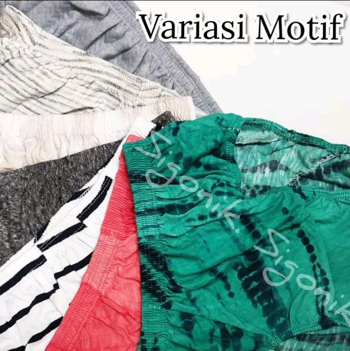 paket hemat isi 12pcs celana dalam segitiga  celana dalam pria dewasa nyaman dipakai bahan katun lembut karet elastis terlaris Boxer Cowok Merah Pendek Motif 2